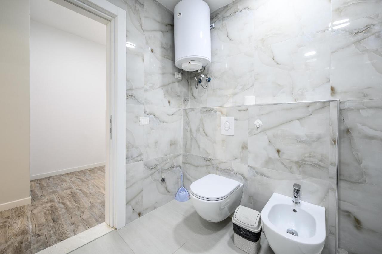 Miku Apartment-City Walk 1Bd Stylish Apartment Tirana Exterior foto